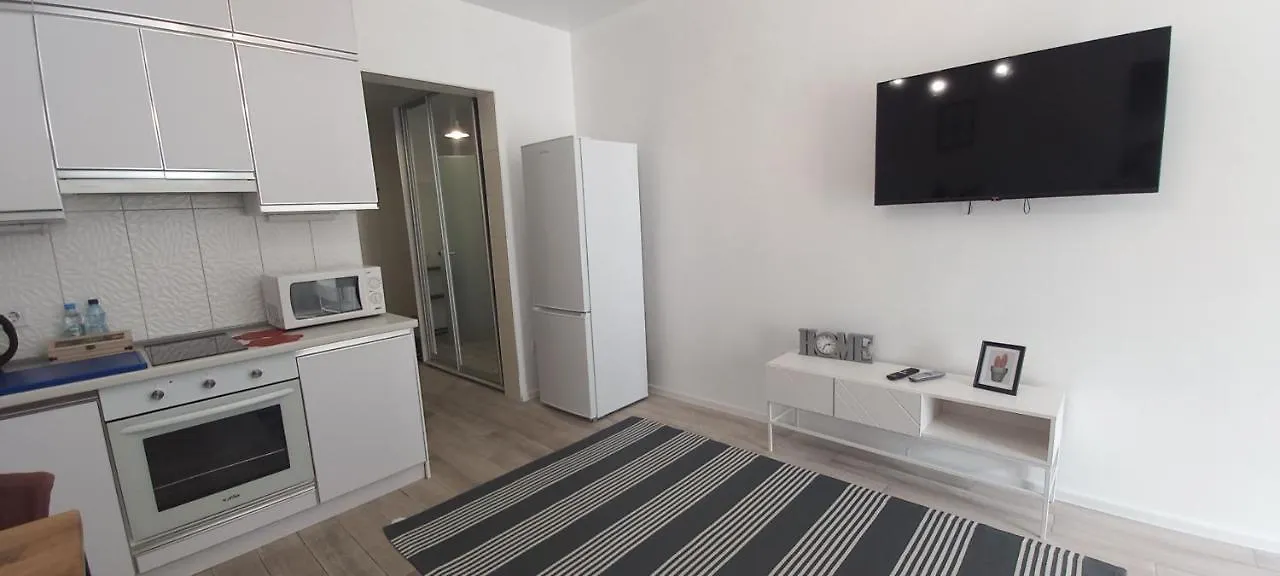 Sweet Home Киев 0*,  Украина